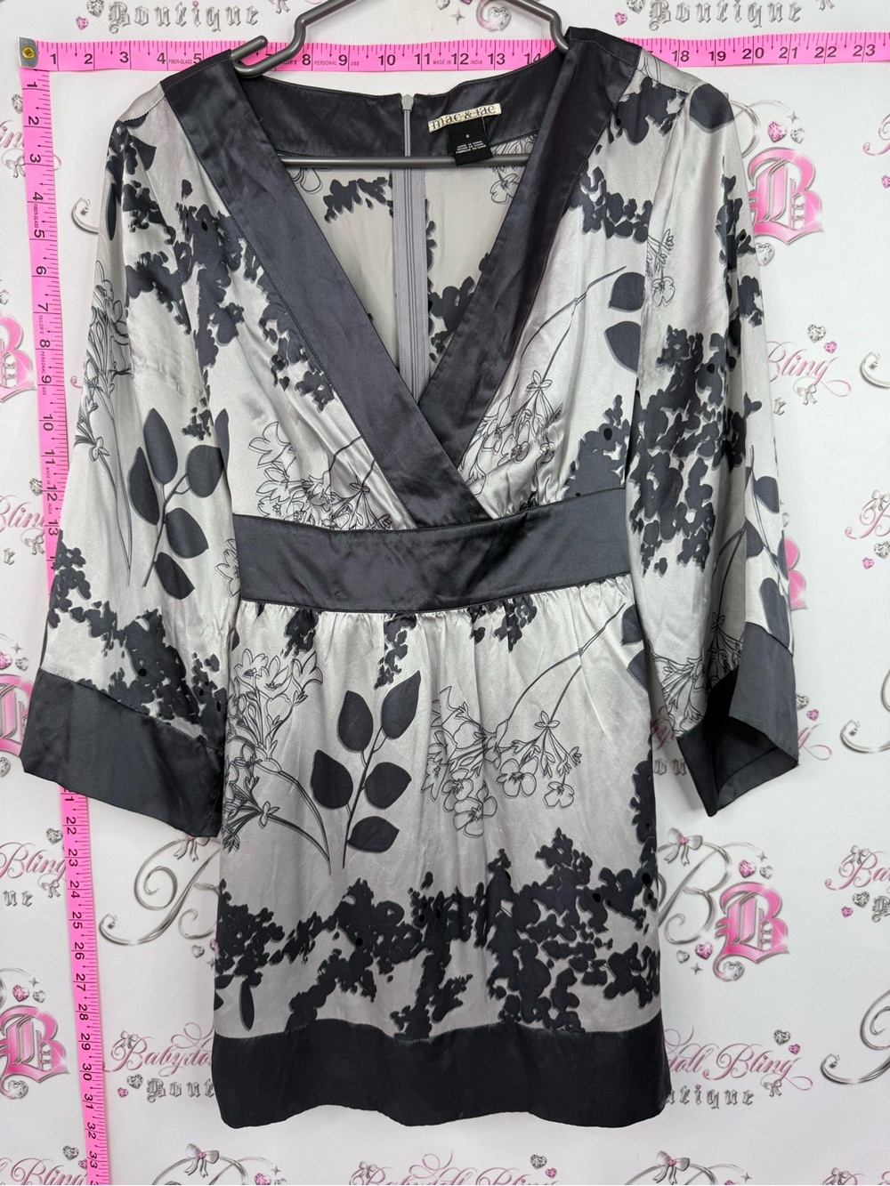 mac & jac silk mini dress or shirt Neck Floral Top Black Trim